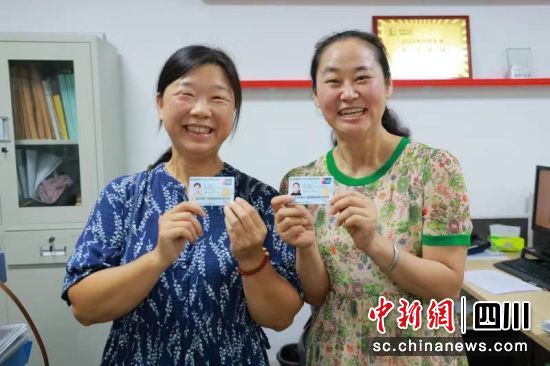 終于不用異地就醫(yī)報銷啦。王強 攝 終于不用異地就醫(yī)報銷啦。王強 攝