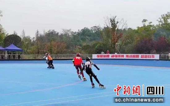 比賽現場。 游仙區融媒體中心供圖 比賽現場。 游仙區融媒體中心供圖