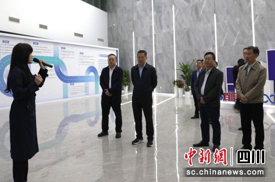 視察現(xiàn)場。大安融媒 供圖 視察現(xiàn)場。大安融媒 供圖