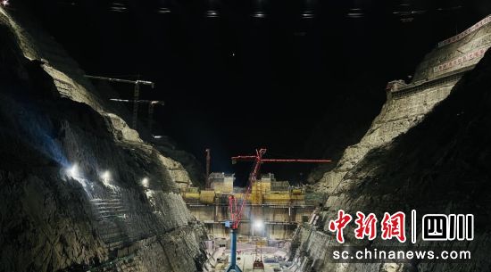 建設中的葉巴灘水電站。水電七局 供圖 建設中的葉巴灘水電站。水電七局 供圖