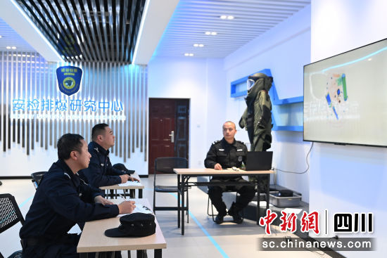 安檢排爆競賽現場。記者安源 攝 安檢排爆競賽現場。記者安源 攝