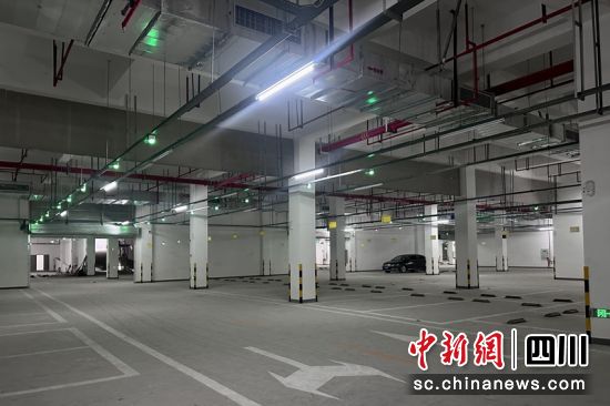 地下停車場一角。成都市住建局供圖 地下停車場一角。成都市住建局供圖