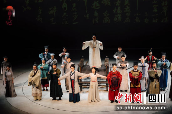 精彩演出現場。青羊區文體旅 供圖 精彩演出現場。青羊區文體旅 供圖