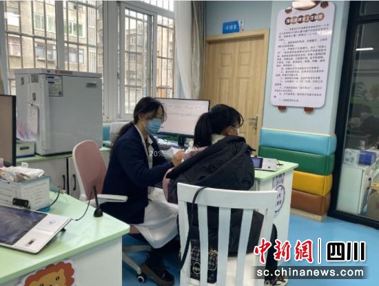 接種現(xiàn)場。汶川縣委宣傳部 供圖 接種現(xiàn)場。汶川縣委宣傳部 供圖