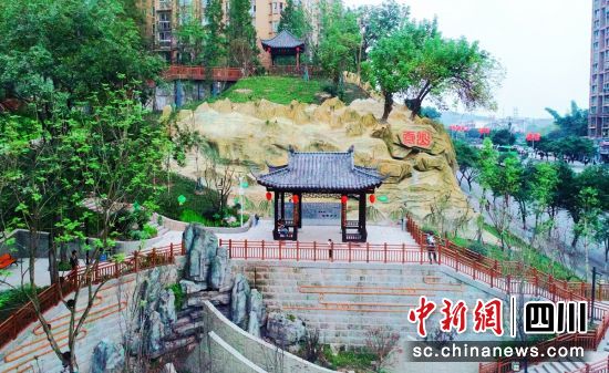 “口袋公園”向市民開放。 “口袋公園”向市民開放。