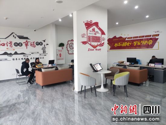 便民服務點。 黃許鎮(zhèn)供圖 便民服務點。 黃許鎮(zhèn)供圖