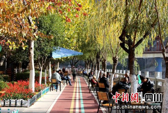 汶川街頭一角。汶川縣委宣傳部 供圖 汶川街頭一角。汶川縣委宣傳部 供圖