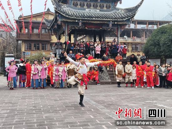 活動(dòng)現(xiàn)場。汶川縣委宣傳部 供圖 活動(dòng)現(xiàn)場。汶川縣委宣傳部 供圖