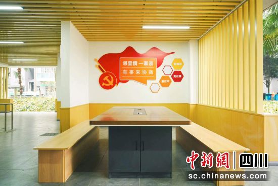 蘭亭社區小區架空層華麗變身。(蘭亭社區 供圖) 蘭亭社區小區架空層華麗變身。(蘭亭社區 供圖)