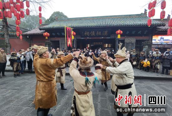 表演現(xiàn)場。張曉東 攝 表演現(xiàn)場。張曉東 攝