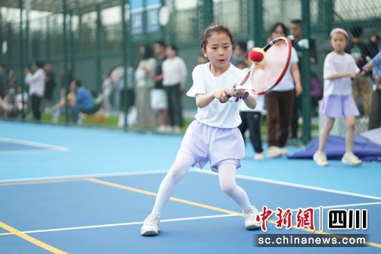 成都第十六屆青少年網球排名賽第二站近日收官。成都市體育局供圖 成都第十六屆青少年網球排名賽第二站近日收官。成都市體育局供圖