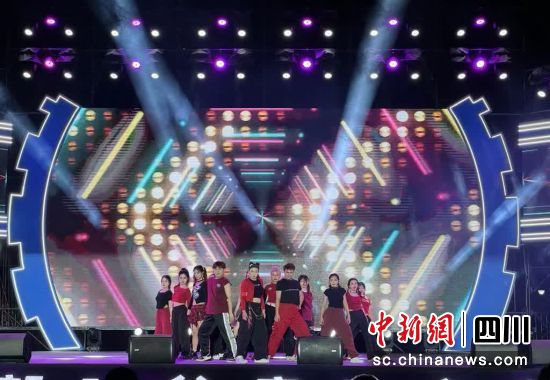 比賽現場。 游仙區融媒體中心供圖 比賽現場。 游仙區融媒體中心供圖