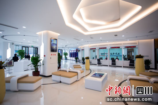 綿陽市商業銀行營業大廳。綿陽市商業銀行 供圖 綿陽市商業銀行營業大廳。綿陽市商業銀行 供圖