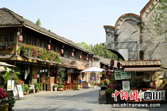 公館老街風光。(西嶺文旅集團供圖) 公館老街風光。(西嶺文旅集團供圖)