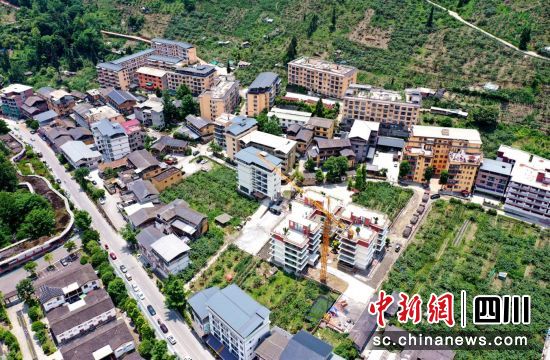 三江鎮樂活村一角。伍排勇攝 三江鎮樂活村一角。伍排勇攝