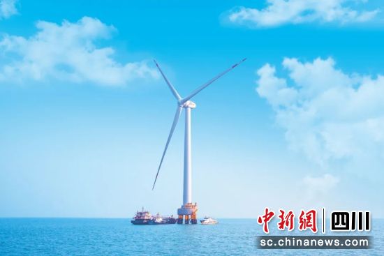 福建興化灣風(fēng)場(chǎng)10兆瓦海上風(fēng)電機(jī)組。東方電氣集團(tuán) 供圖 福建興化灣風(fēng)場(chǎng)10兆瓦海上風(fēng)電機(jī)組。東方電氣集團(tuán) 供圖