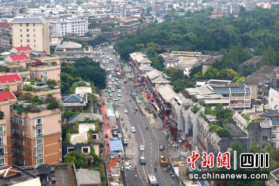 武侯祠站退圍后的街道。成都軌道集團供圖 武侯祠站退圍后的街道。成都軌道集團供圖