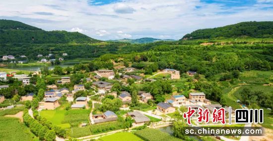 游仙區魏城鎮鐵爐村。 游仙區融媒體中心供圖 游仙區魏城鎮鐵爐村。 游仙區融媒體中心供圖