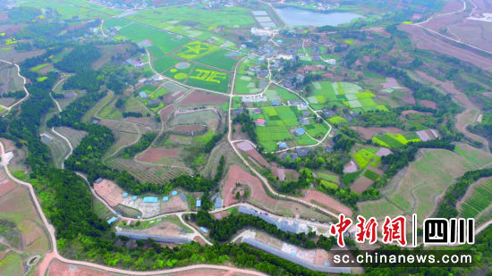 游仙區魏城鎮鐵爐村。 游仙區融媒體中心供圖 游仙區魏城鎮鐵爐村。 游仙區融媒體中心供圖