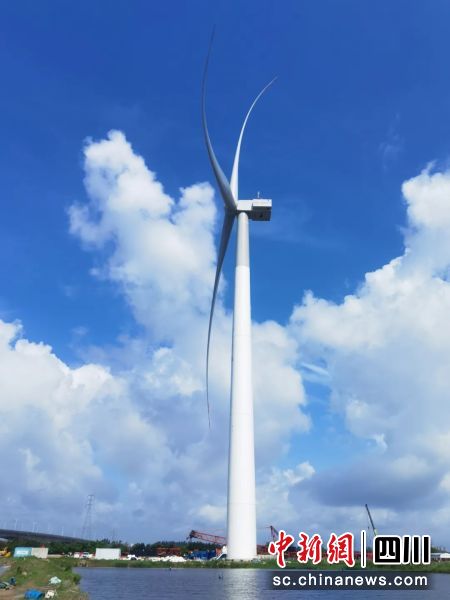 9月9日,東方電氣18MW海上風電機組正常運轉。東方電氣集團 供圖 9月9日,東方電氣18MW海上風電機組正常運轉。東方電氣集團 供圖