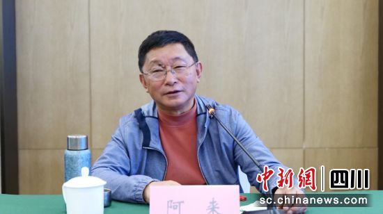 中國作協副主席、四川省作協主席阿來致辭。四川省紅星作家協會 供圖 中國作協副主席、四川省作協主席阿來致辭。四川省紅星作家協會 供圖