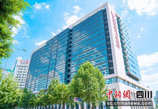 成都市第三人民醫(yī)院。吳平華 攝 成都市第三人民醫(yī)院。吳平華 攝
