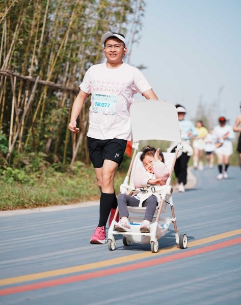 選手在比賽中。 選手在比賽中。